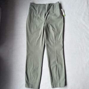 Reitmans ~ The Iconic ~ Size 12 Tall ~ Light Green ~ Brand New!